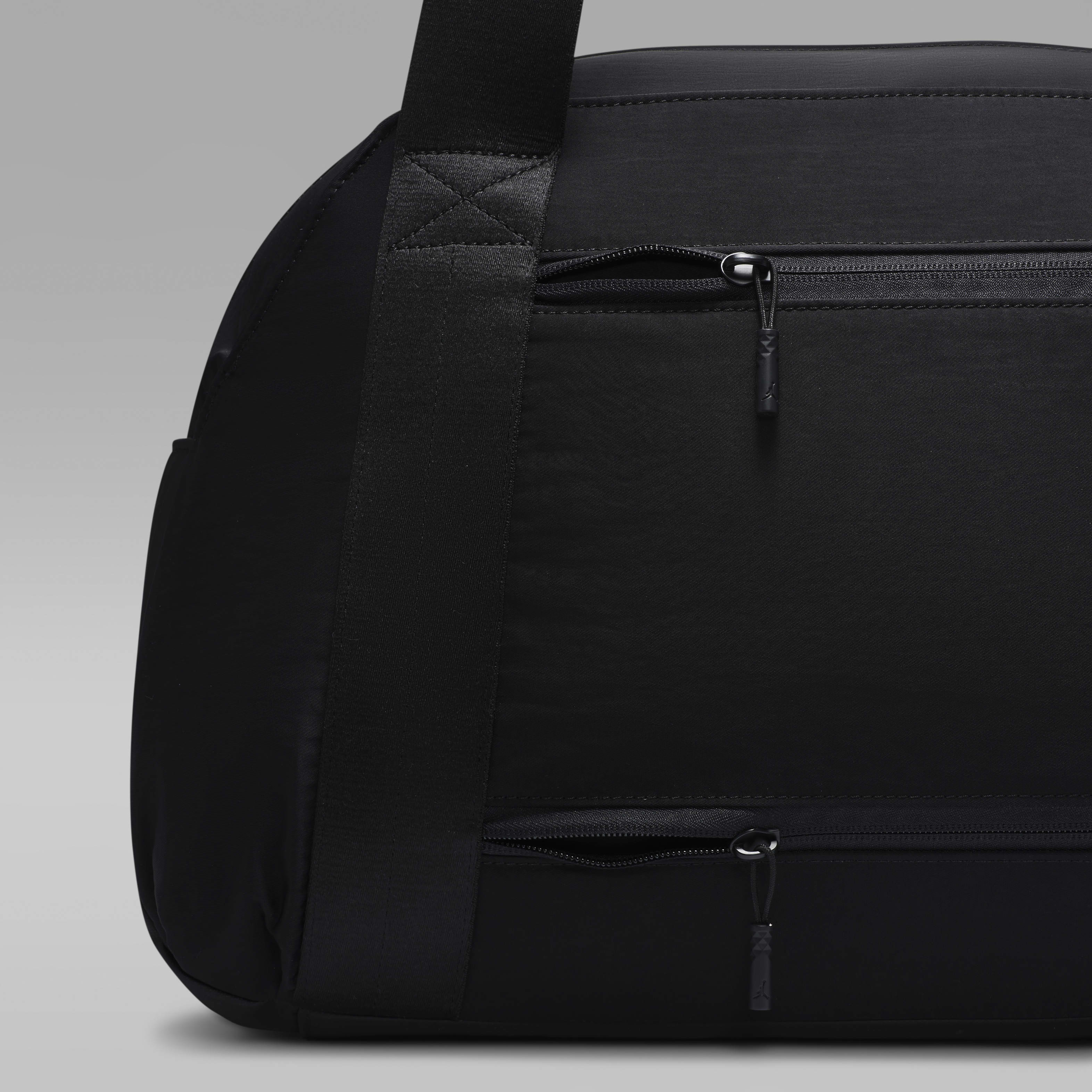 Nike Jordan Alpha Duffle Bag (46.8L) | The Summit at Fritz Farm